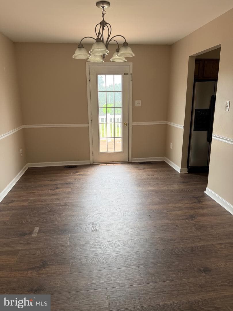 6391 Waterdale Court photo 33