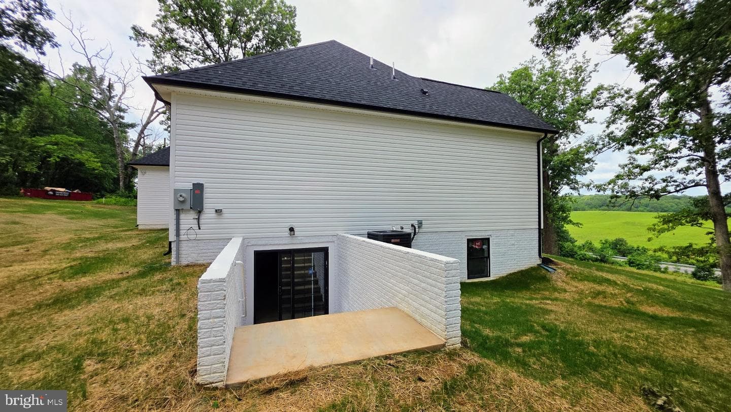 8415 Bens Lane photo 30