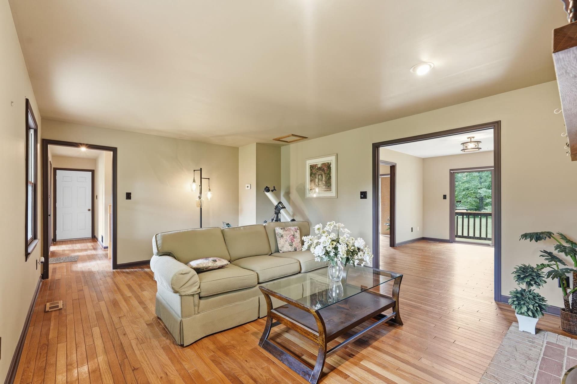 10414 Skyline Avenue photo 24