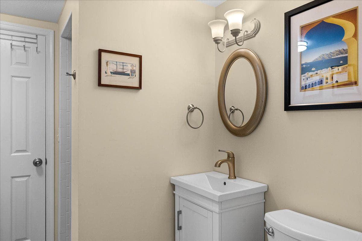 8374 Elway Lane photo 40