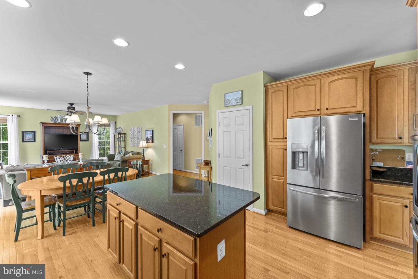 4025 Wilkes Court photo 18