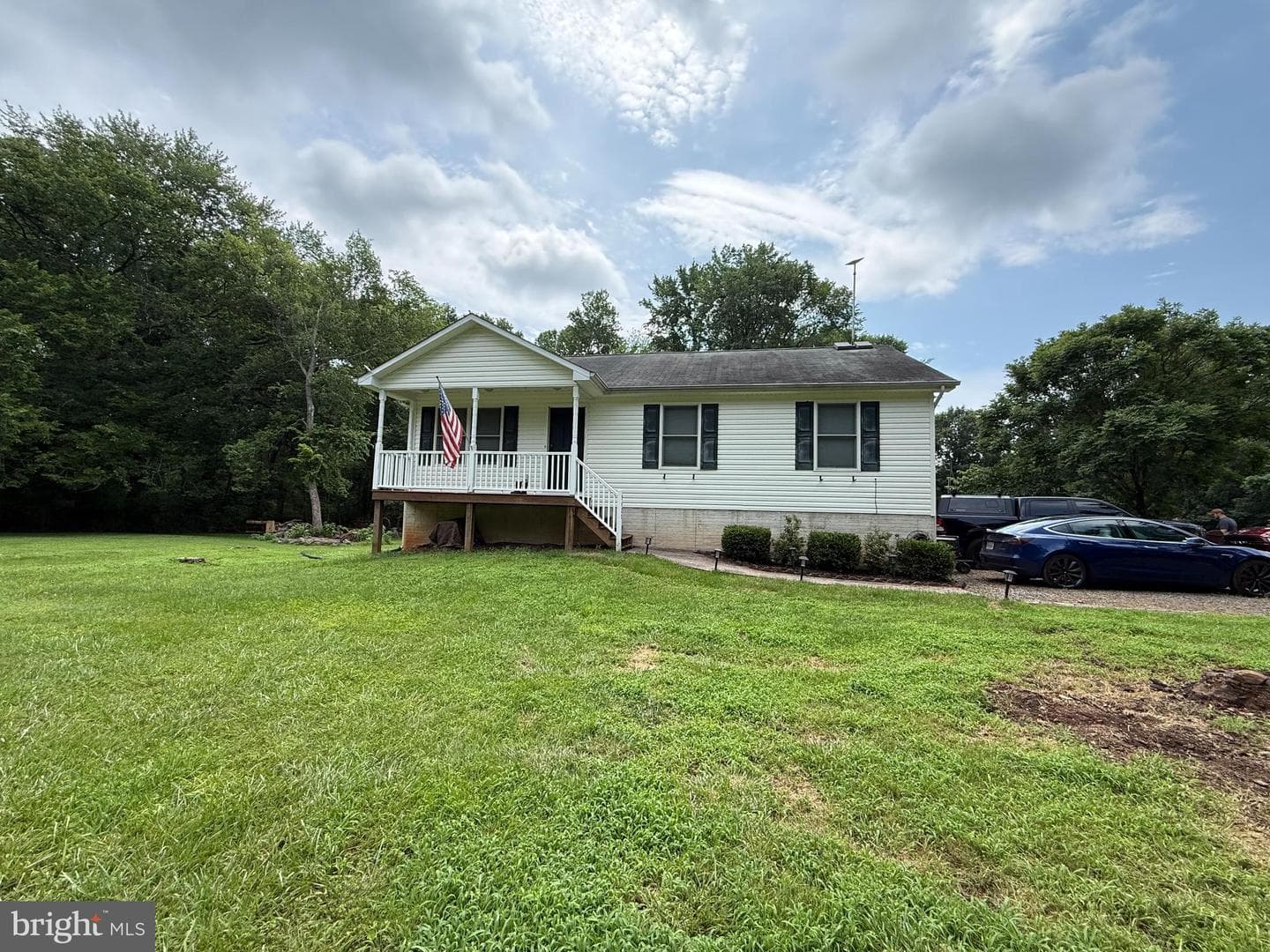 9427 Beale Lane photo 1