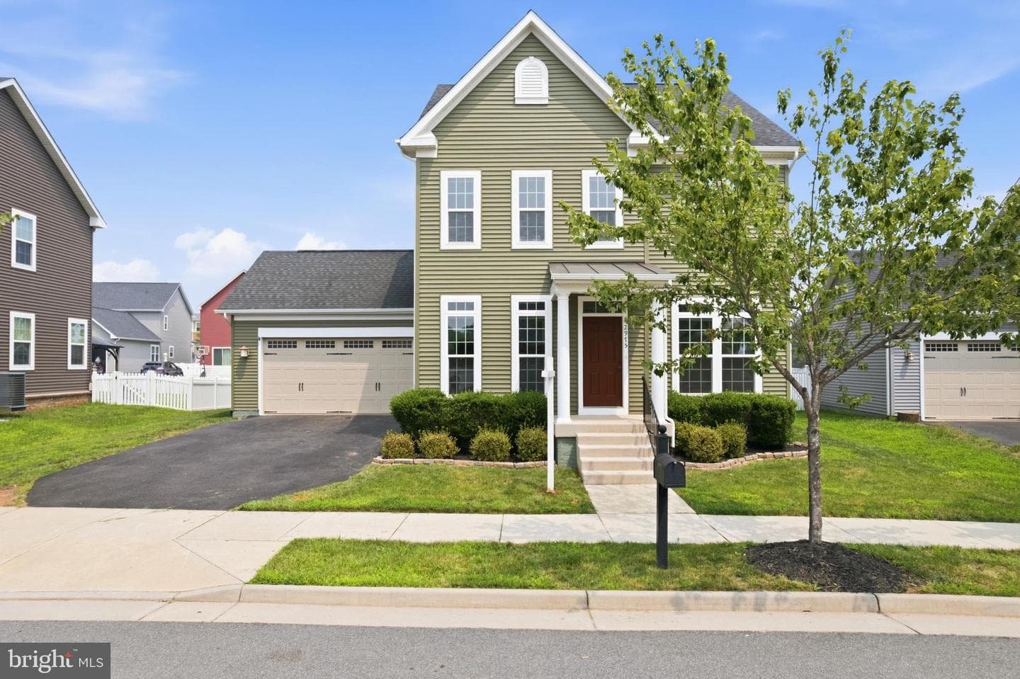 2975 Revere Street photo 1