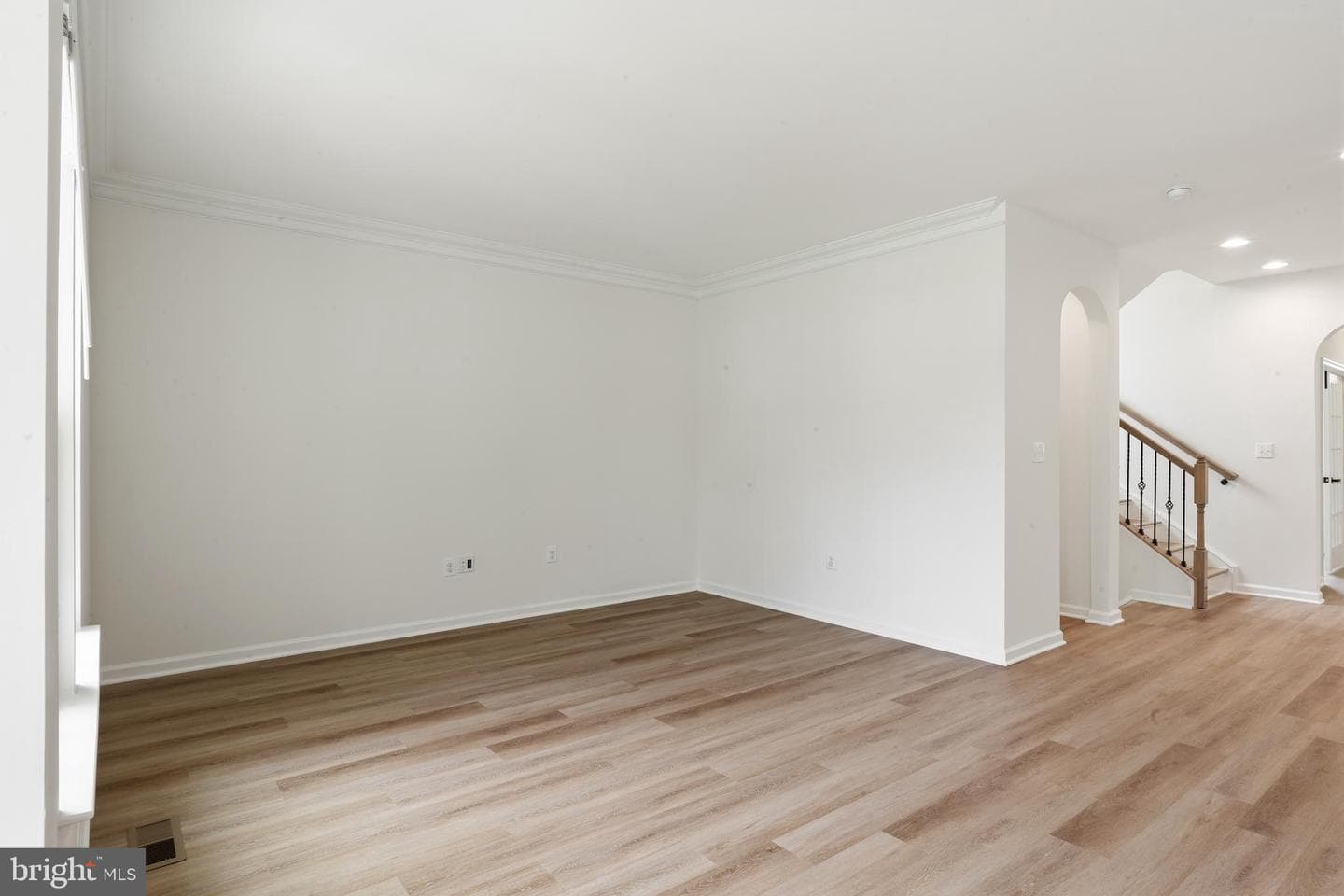 2975 Revere Street photo 17
