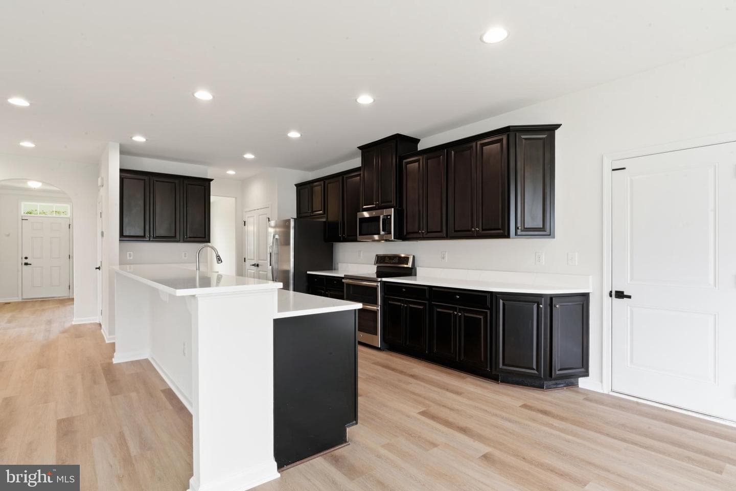 2975 Revere Street photo 23