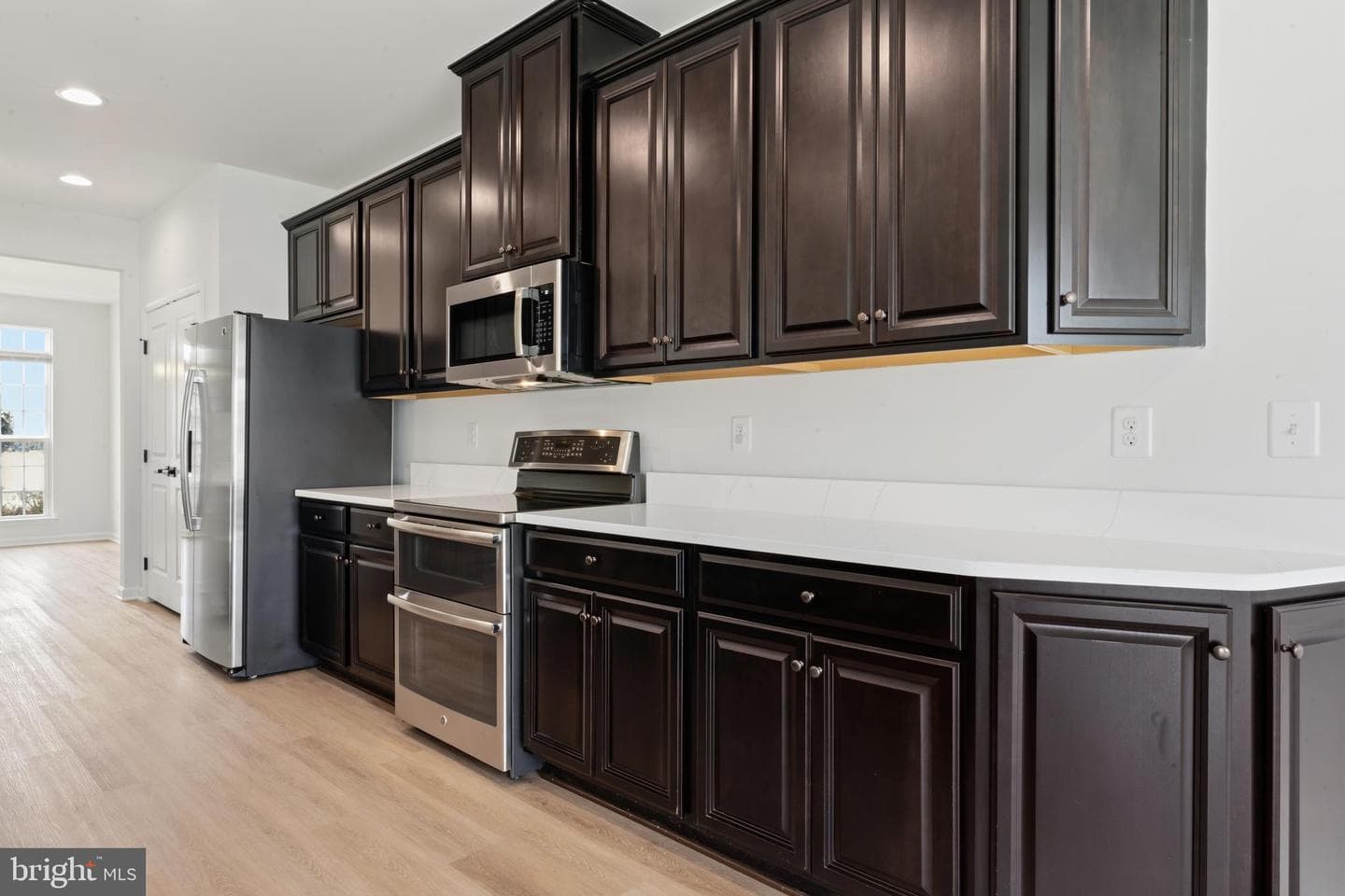 2975 Revere Street photo 25