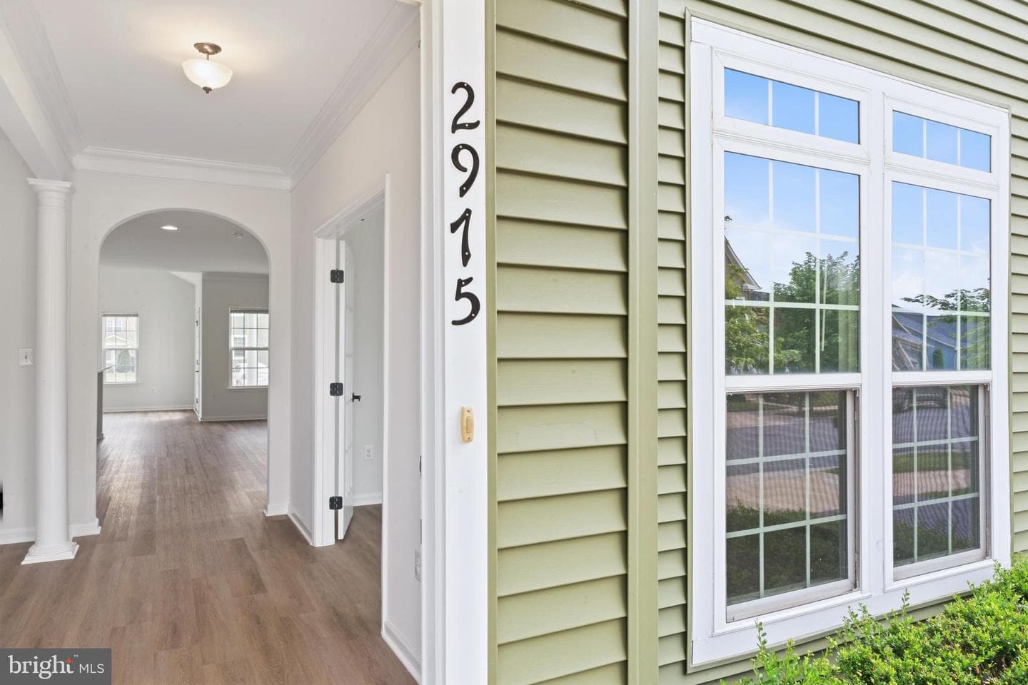 2975 Revere Street photo 3