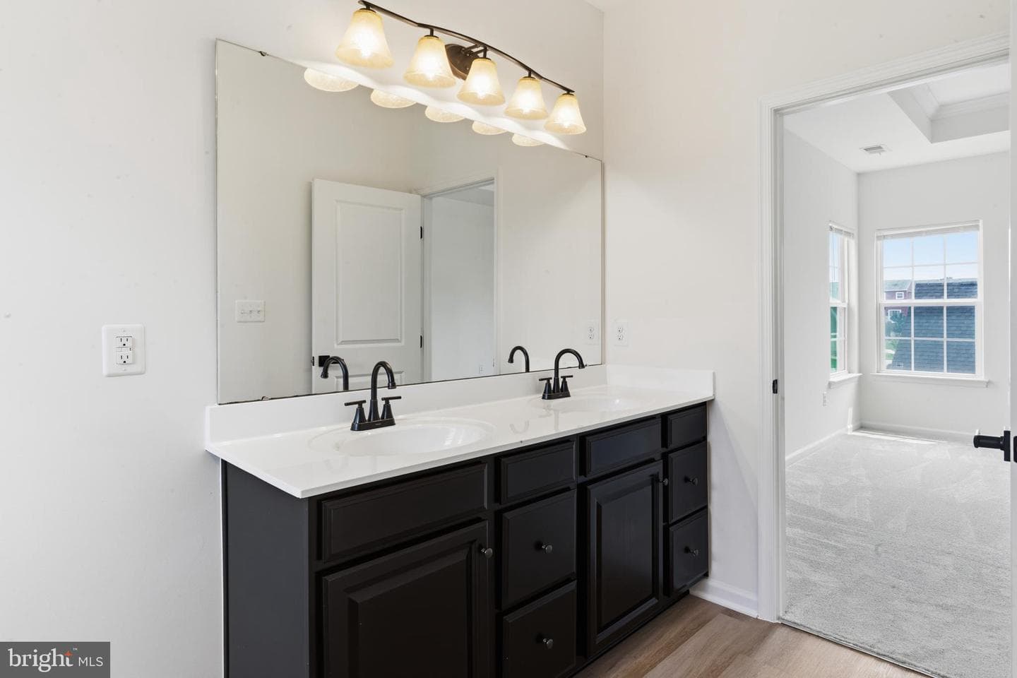 2975 Revere Street photo 39