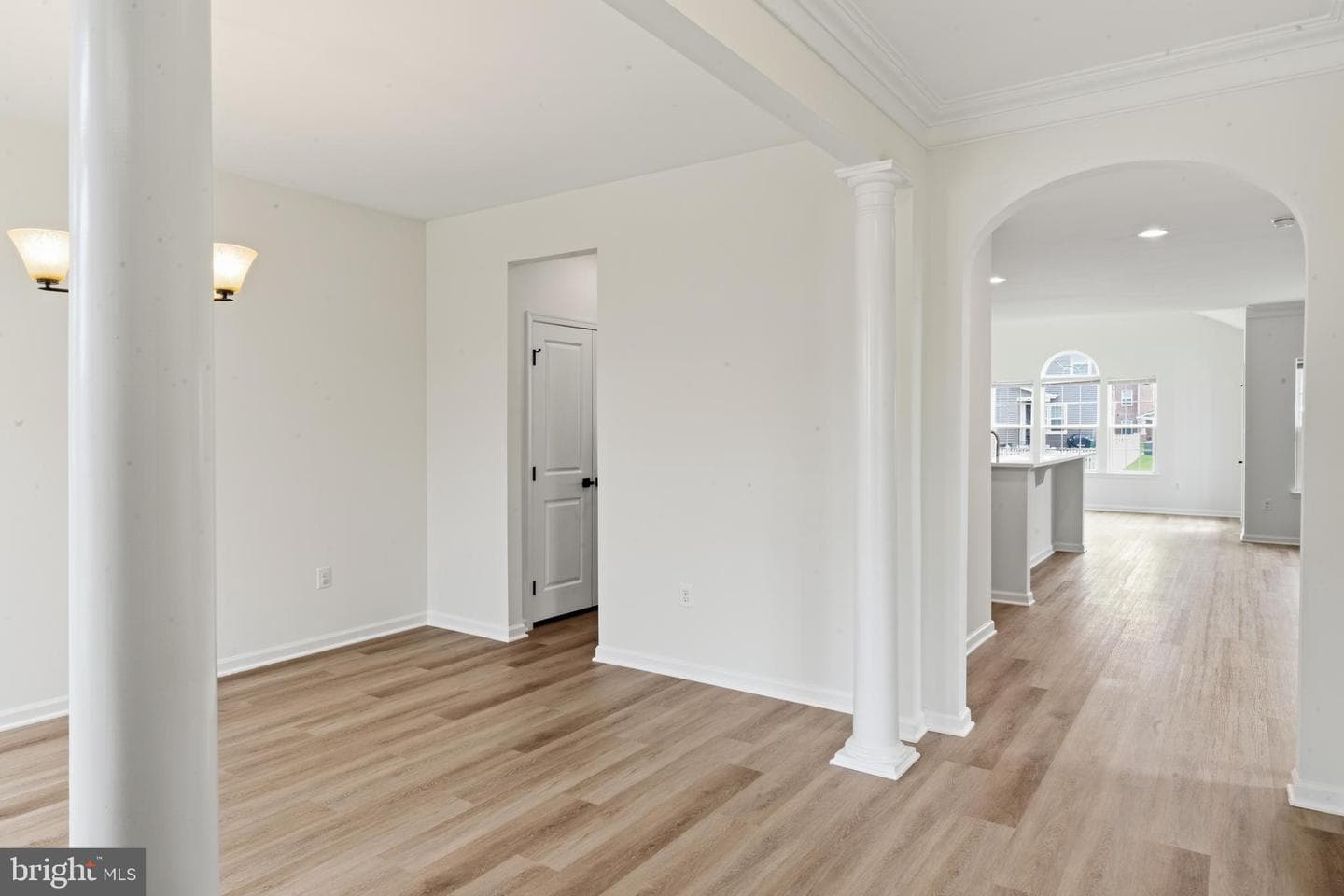 2975 Revere Street photo 4
