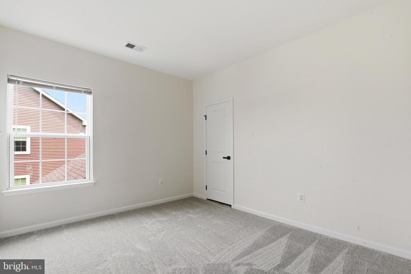 2975 Revere Street photo 42