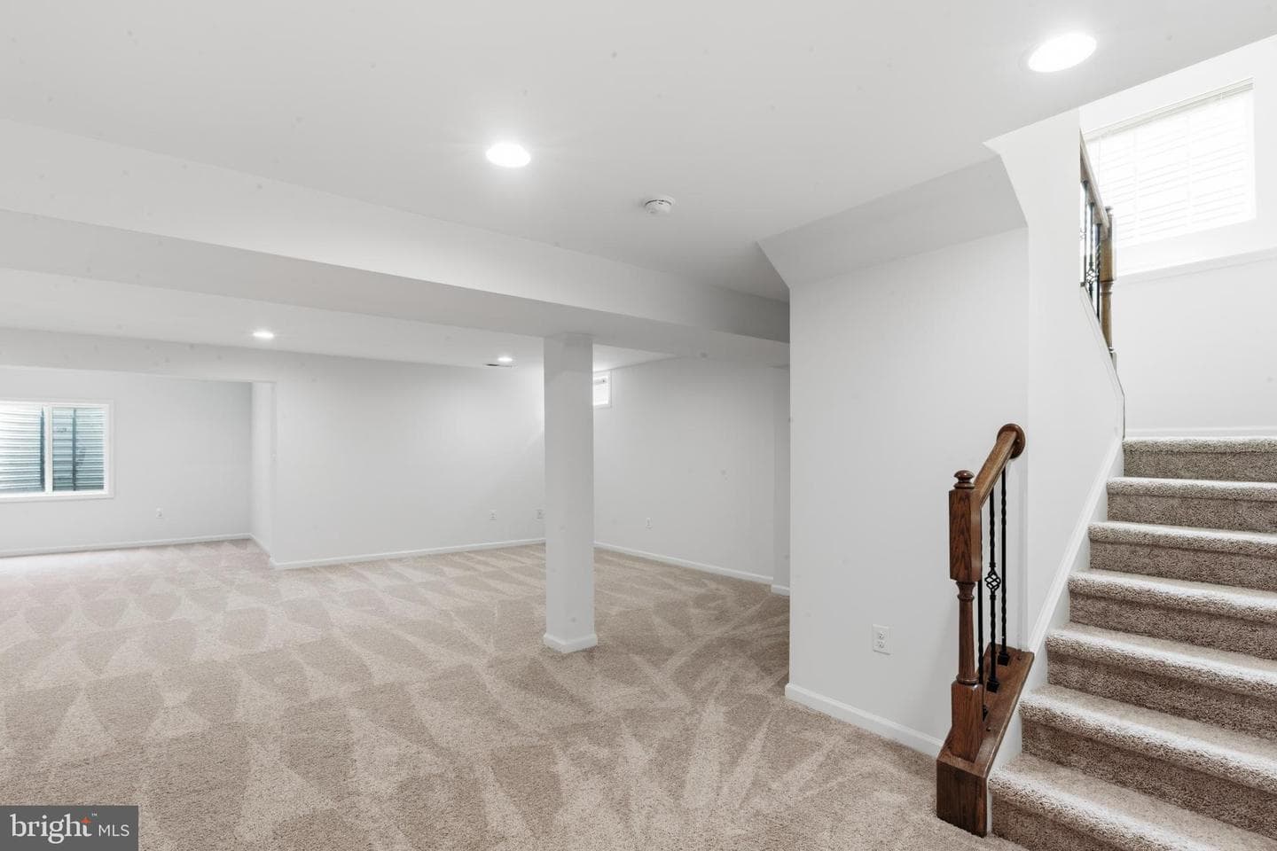 2975 Revere Street photo 51