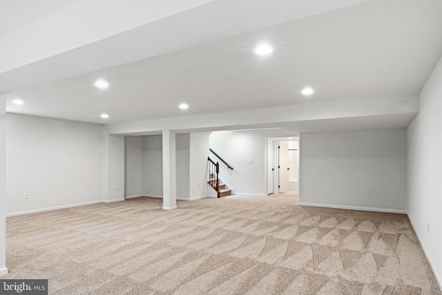 2975 Revere Street photo 54