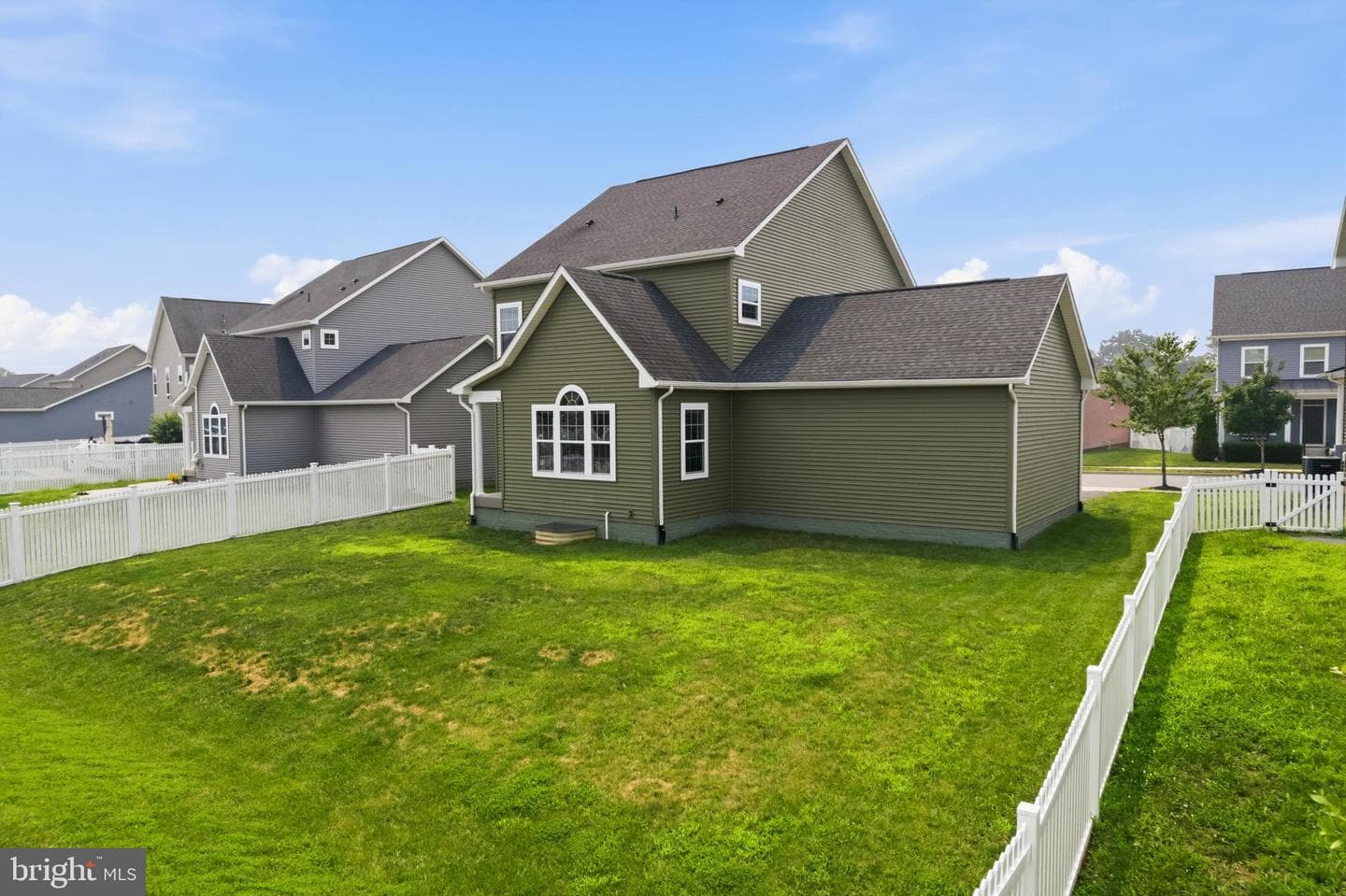 2975 Revere Street photo 66