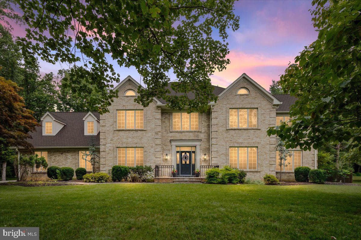 6595 Chesapeake Place photo 1