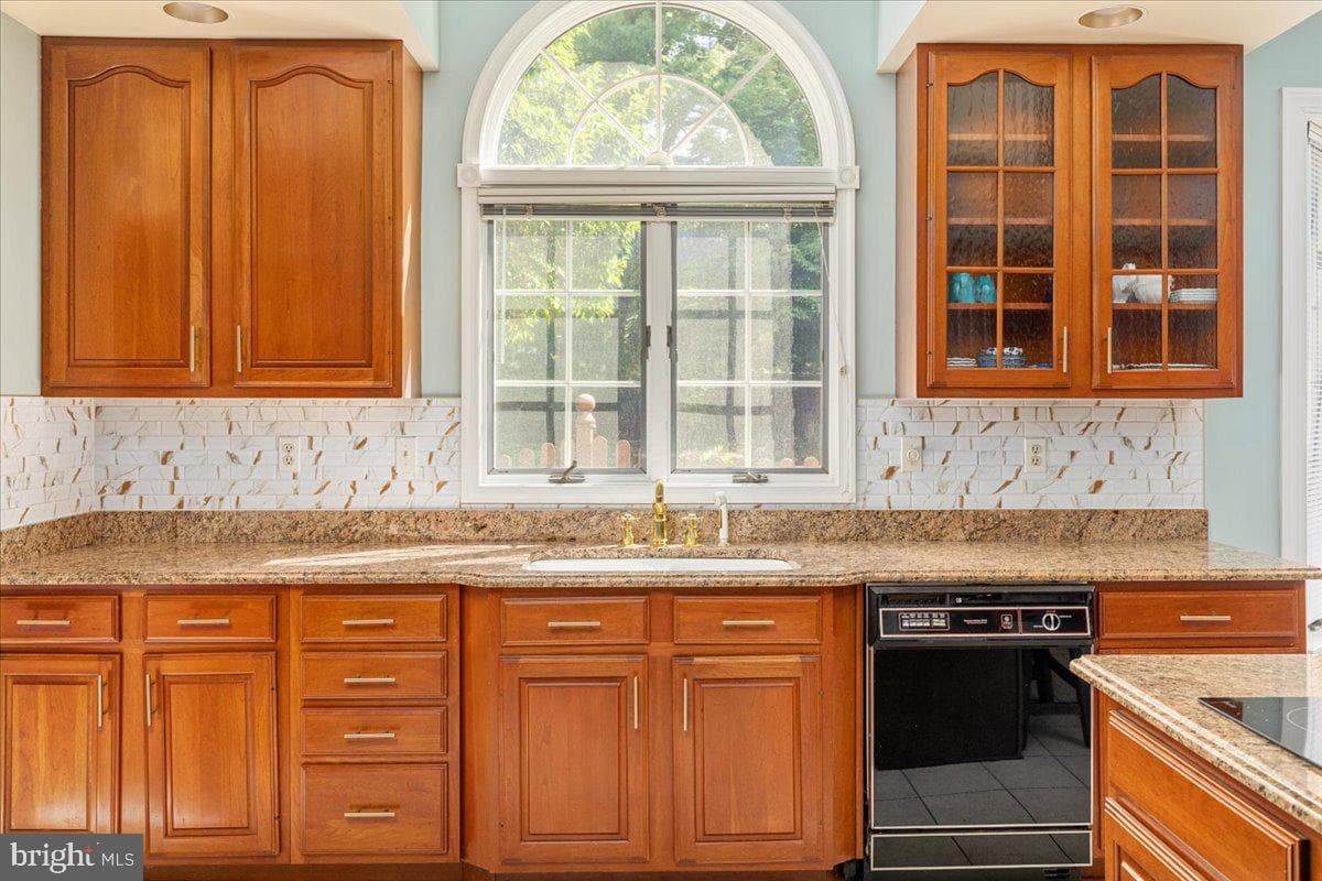 6595 Chesapeake Place photo 17