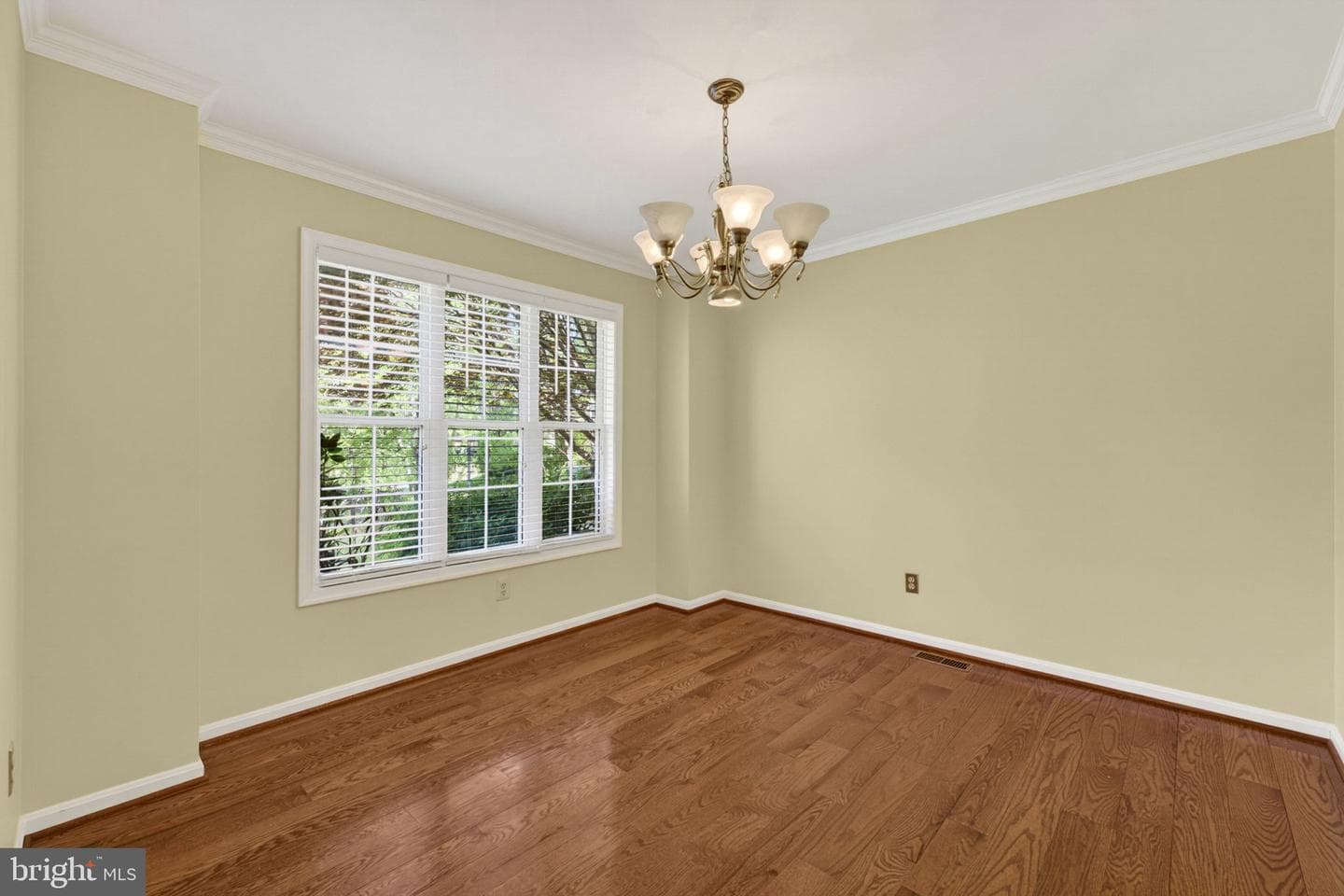 12151 Deerfield Lane photo 9