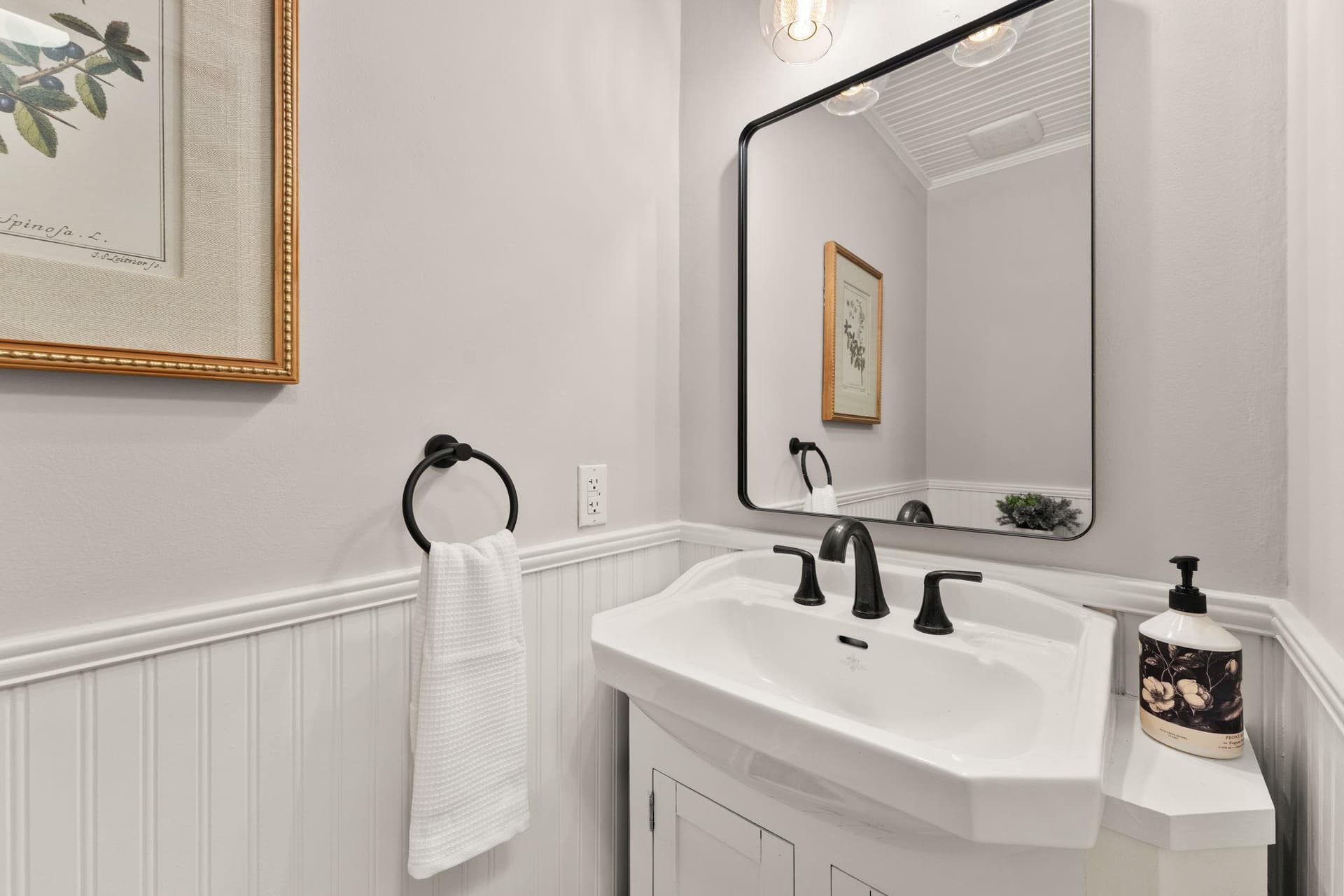7154 Chesterfield photo 28