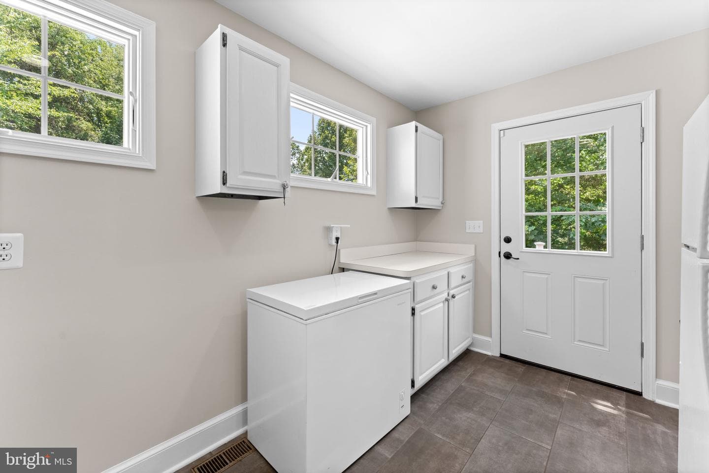 7154 Chesterfield photo 53