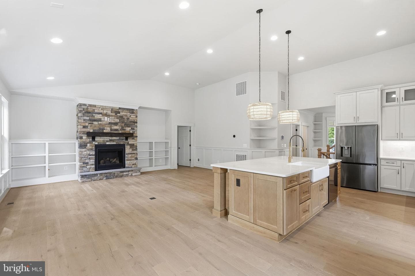 25 Fisher Lane photo 8