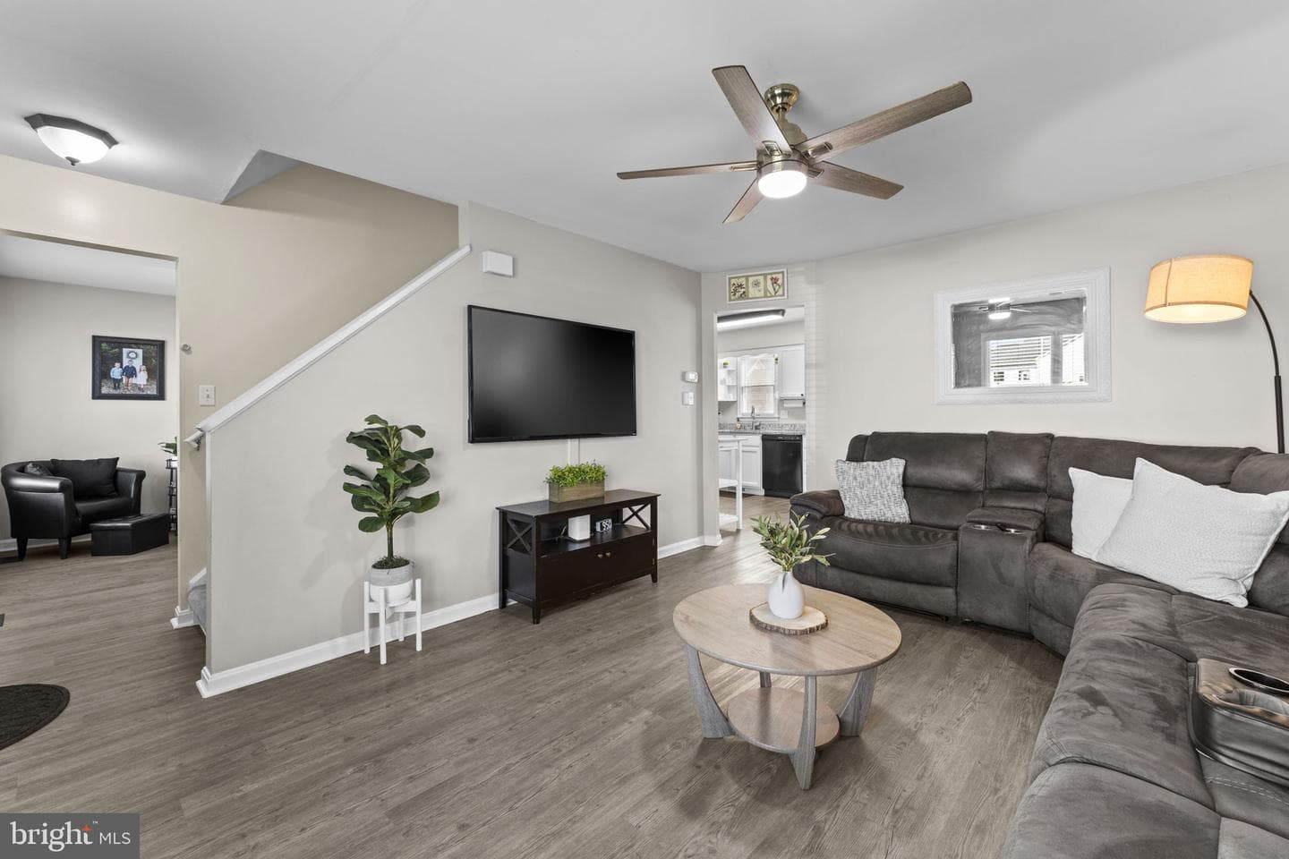 11291 Meadfield Drive photo 2