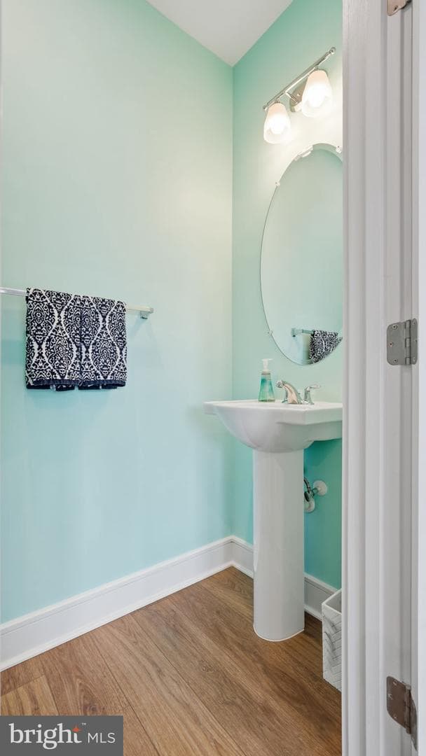 4252 Frost Street photo 10
