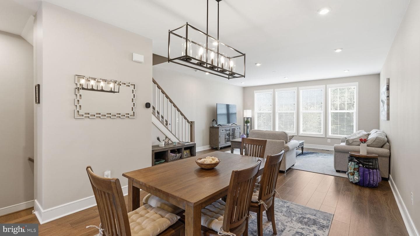 4252 Frost Street photo 19