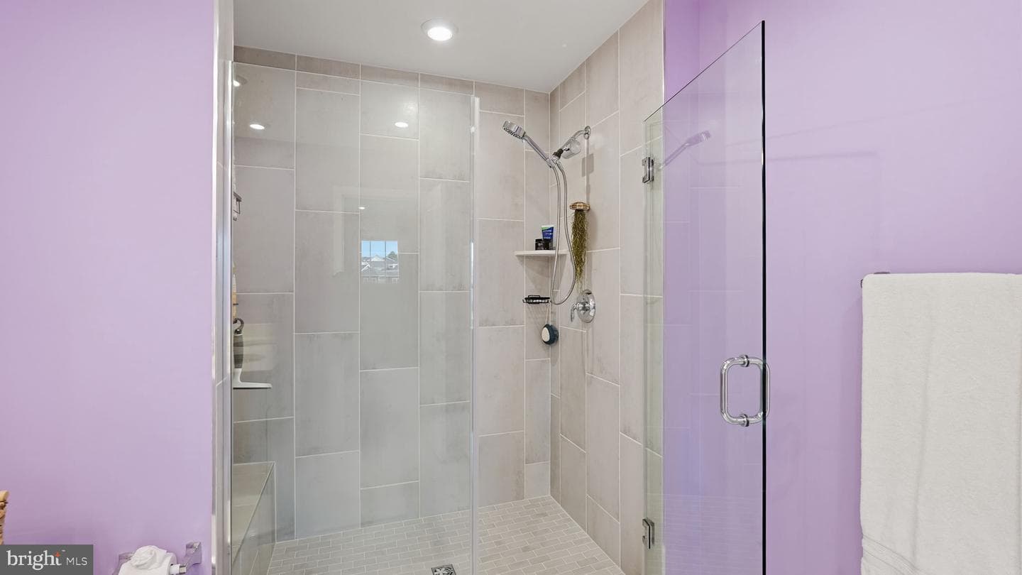 4252 Frost Street photo 31