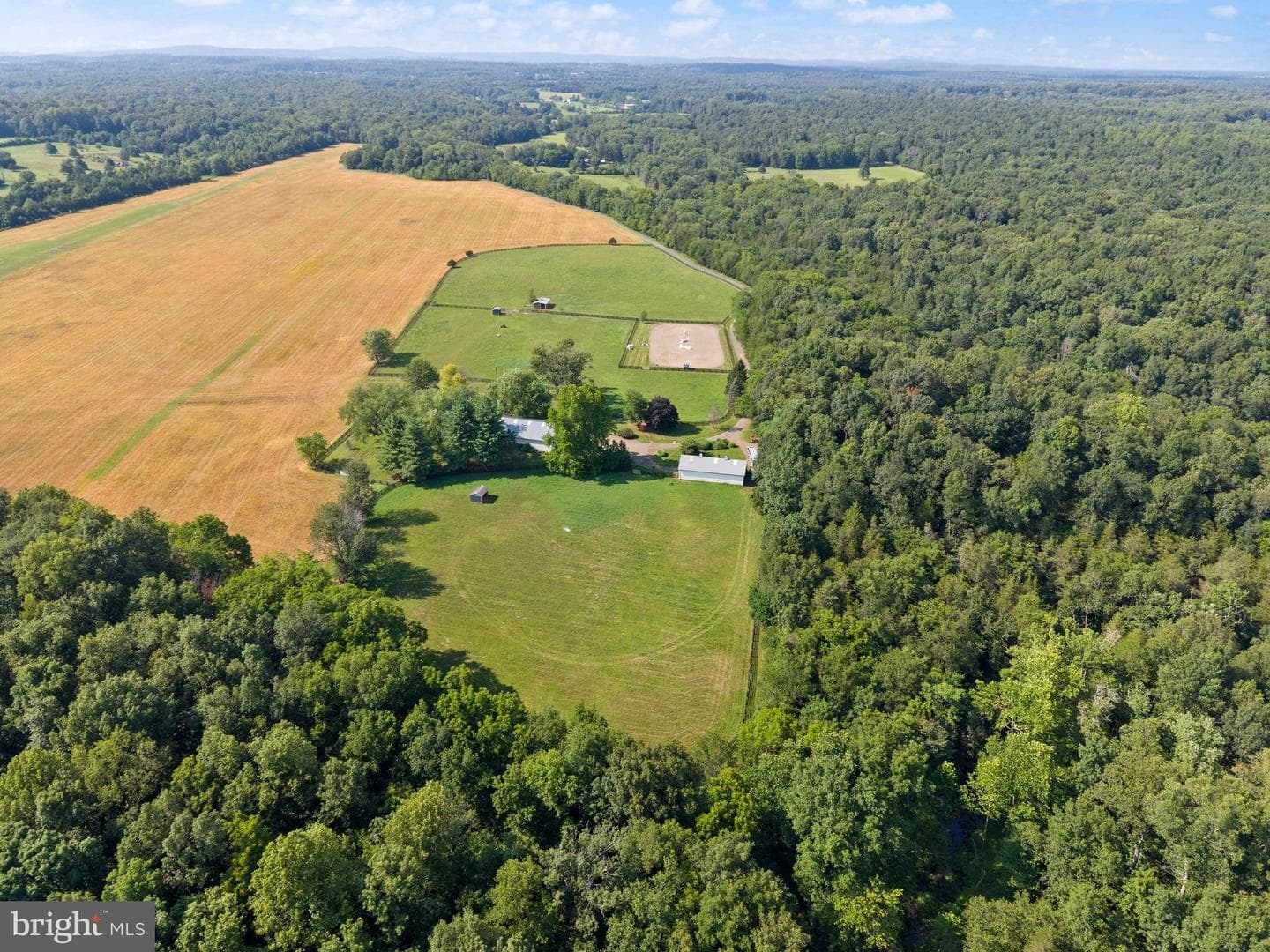 9551 Green Road photo 100