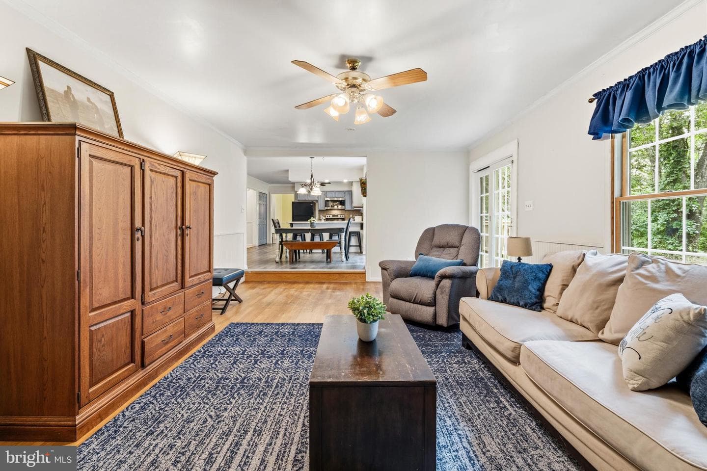 7823 Overbrook Drive photo 14