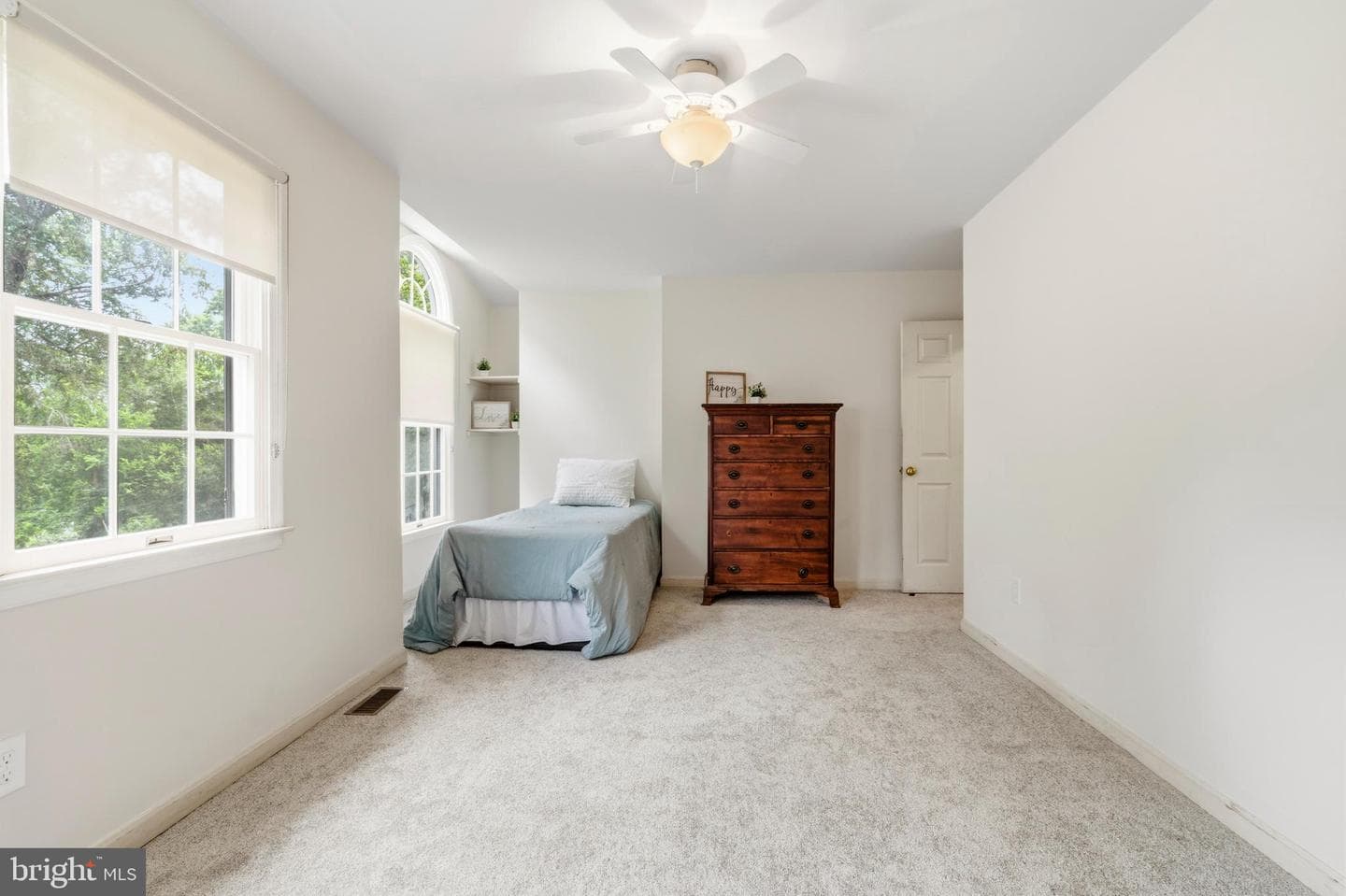 7823 Overbrook Drive photo 31