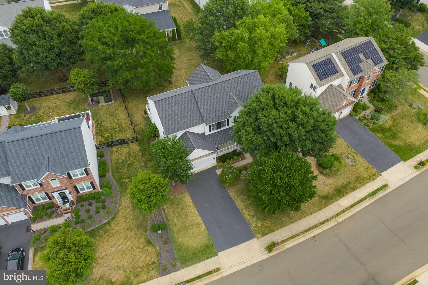 7721 Movern Lane photo 53