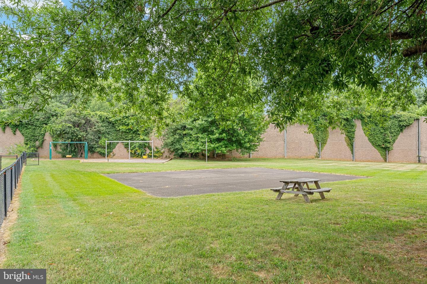 61 Pepper Tree Court photo 56