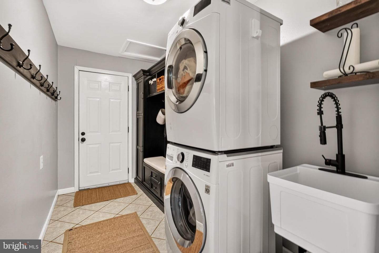 9903 Cobblestone Drive photo 9