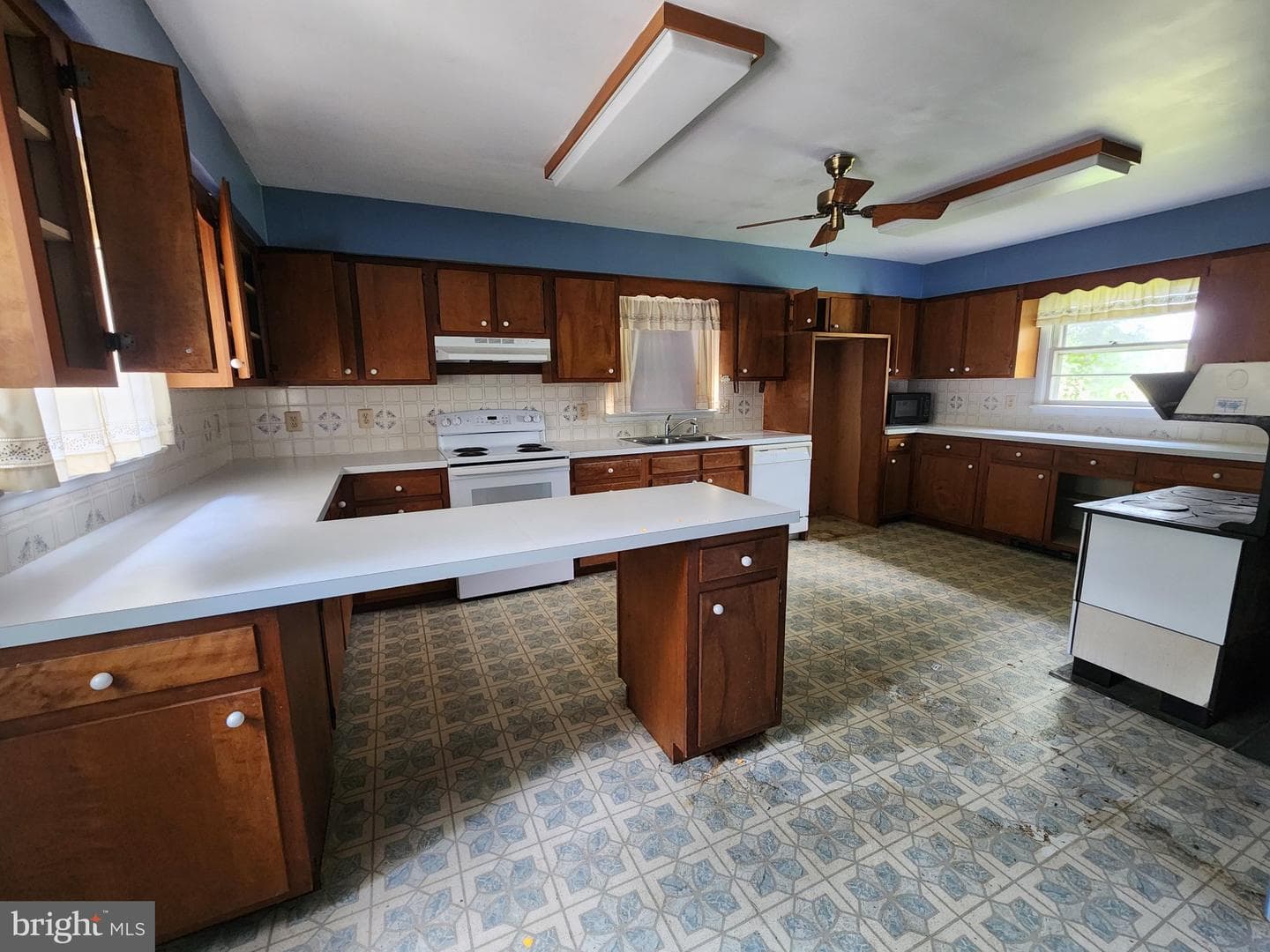 5361 Balls Mill Road photo 11