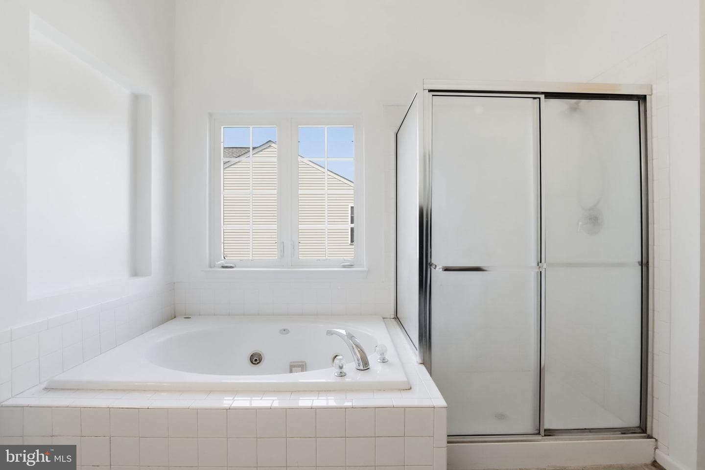 6678 Clarkes Meadow Drive photo 34