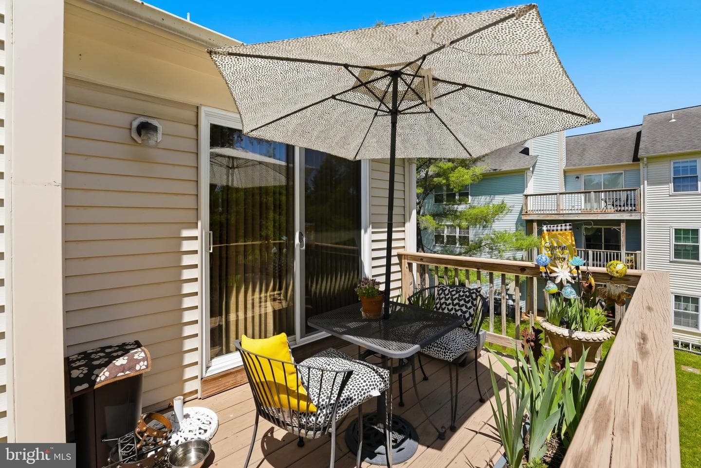 210 Fernwood Place photo 21