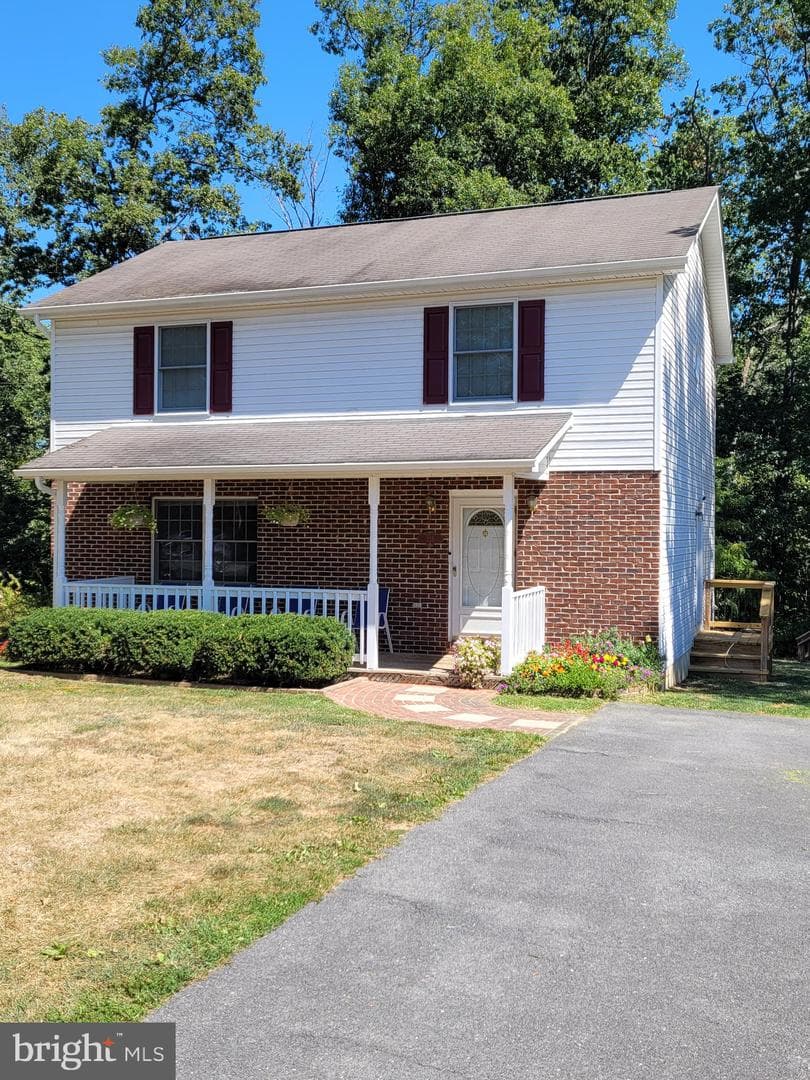 225 Glenridge Drive photo 2