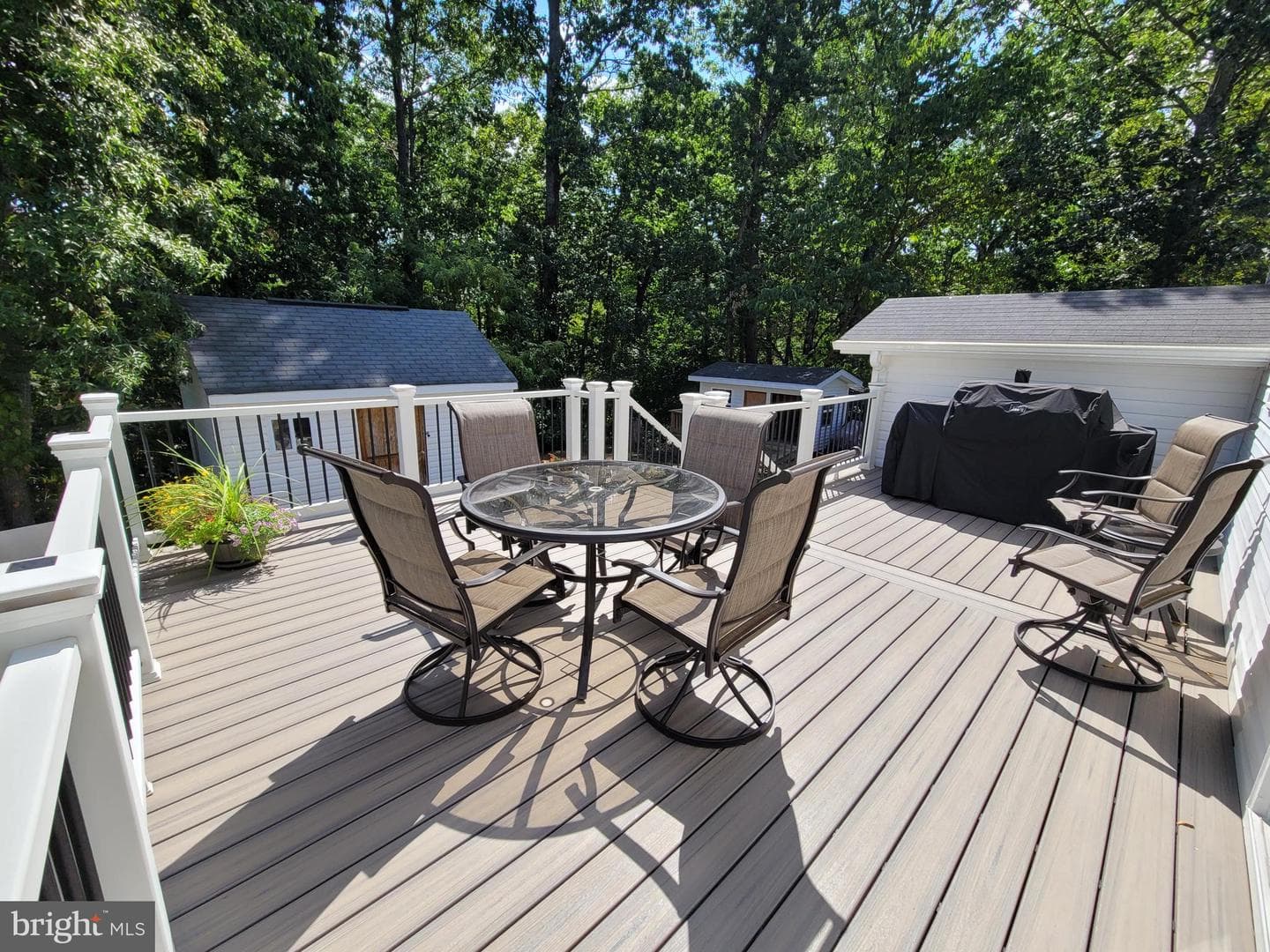 225 Glenridge Drive photo 24