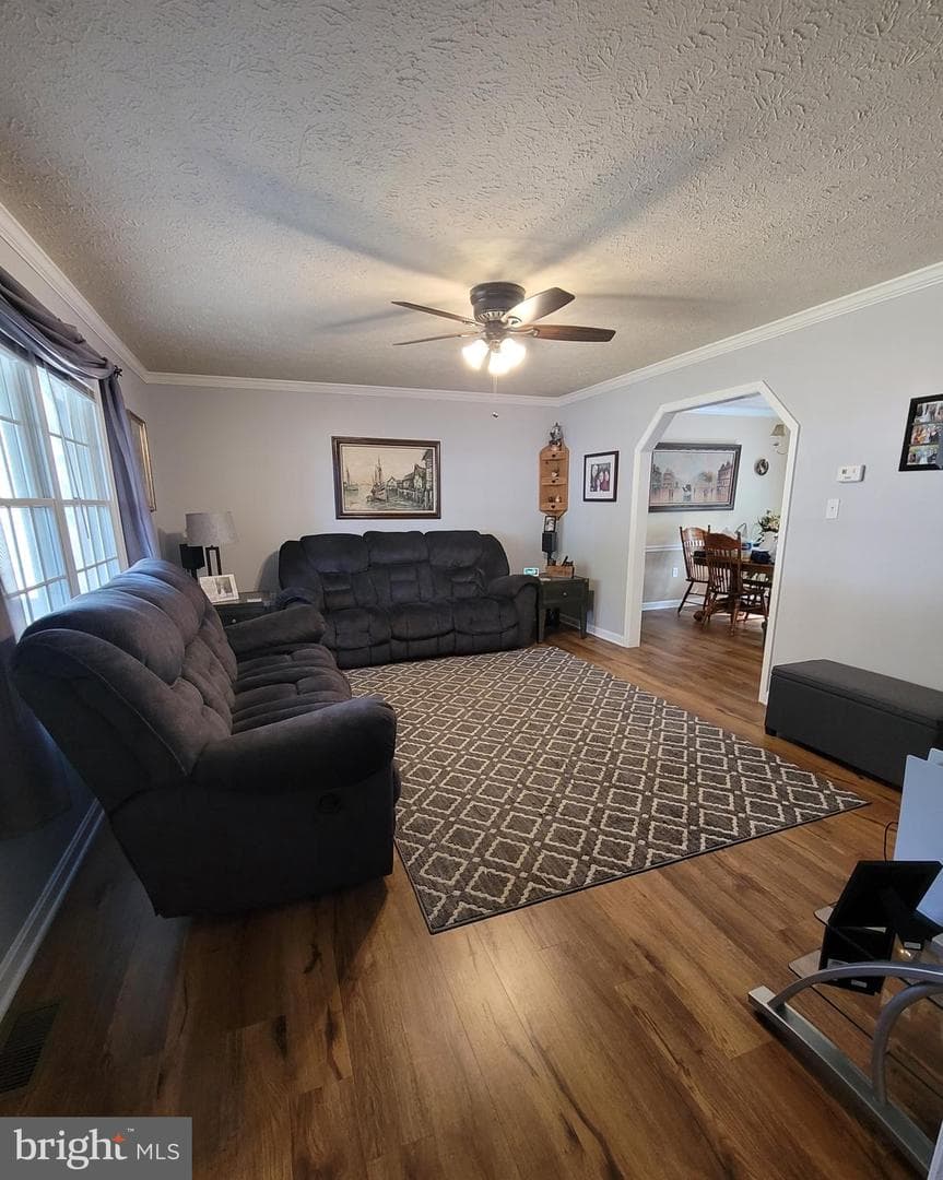 225 Glenridge Drive photo 8