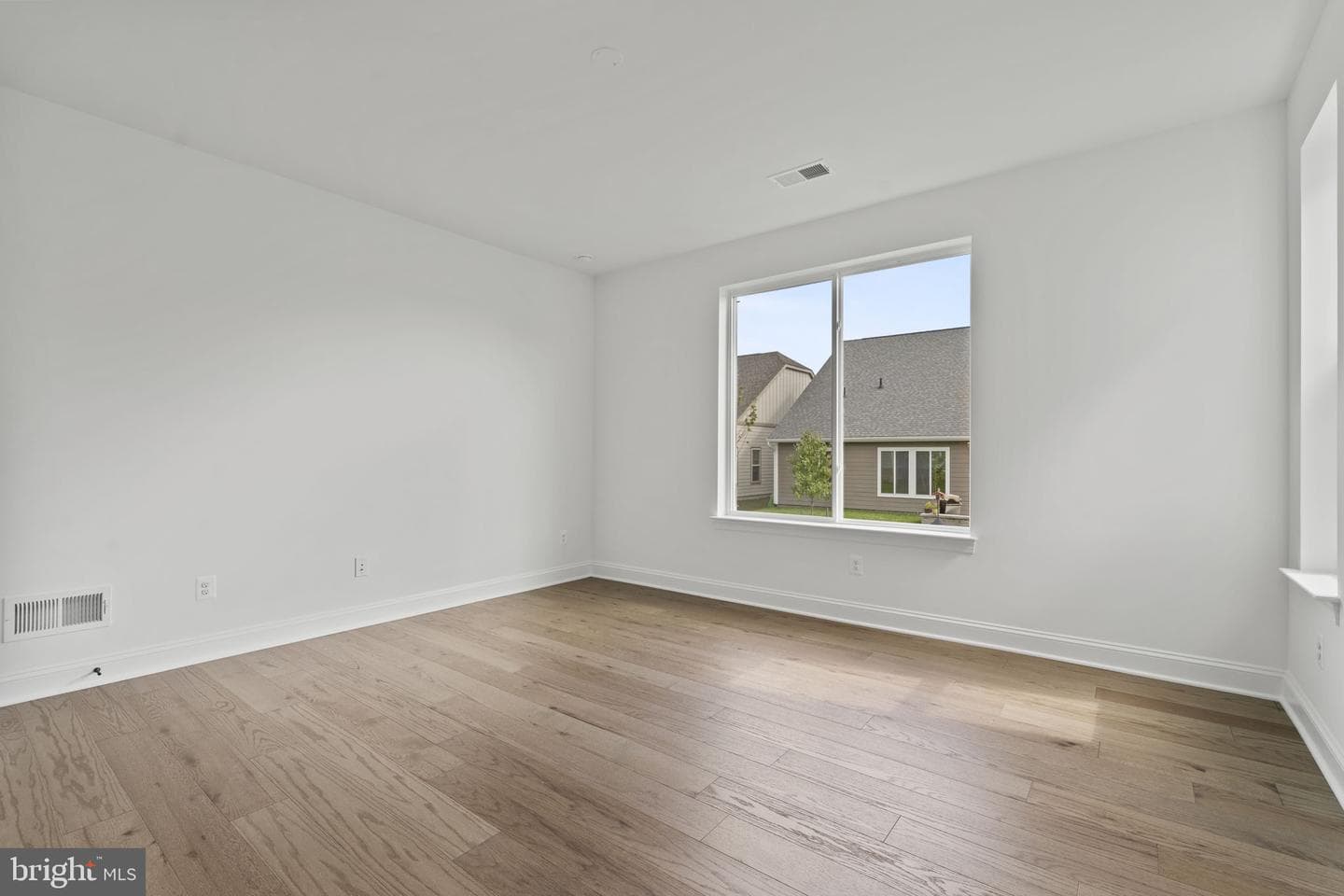 133 Cowbird Street photo 19