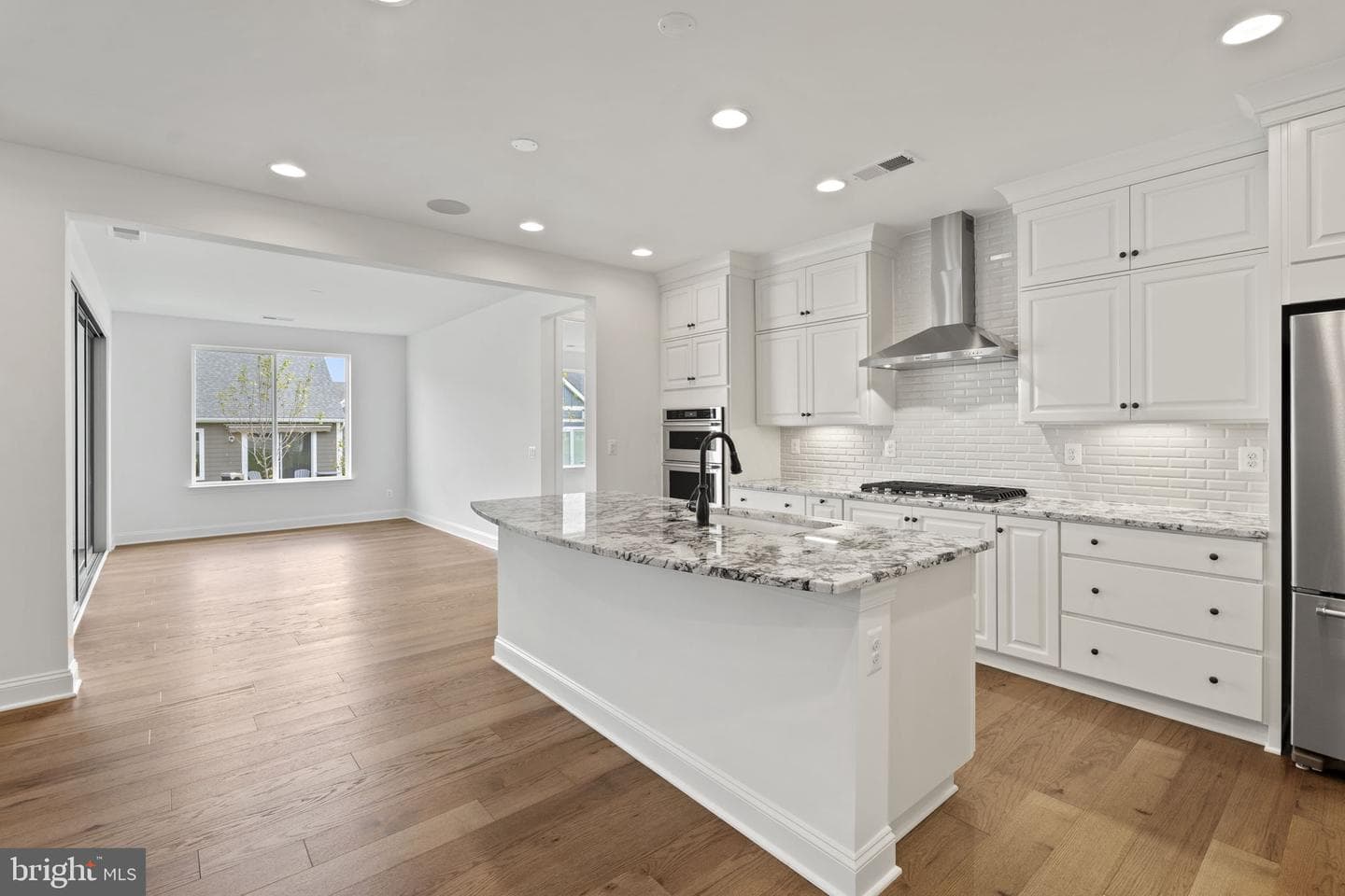 133 Cowbird Street photo 5