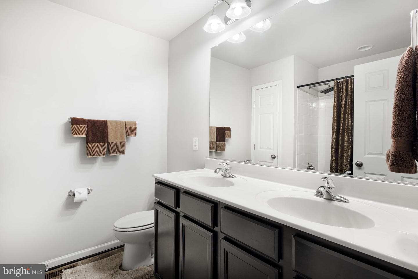 119 Splendor Garden Way photo 14