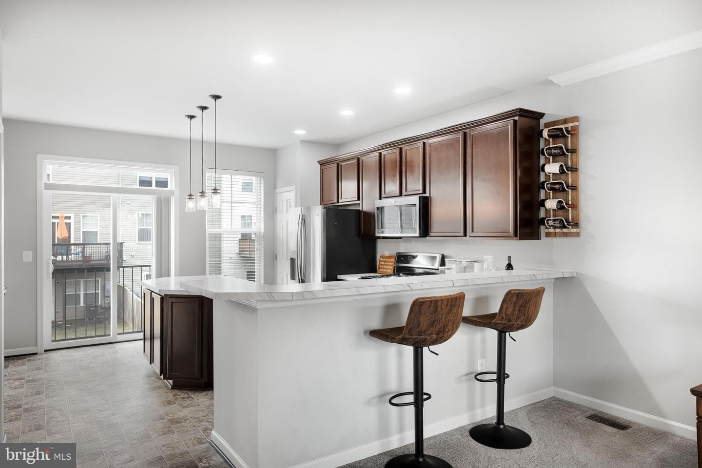 119 Splendor Garden Way photo 3
