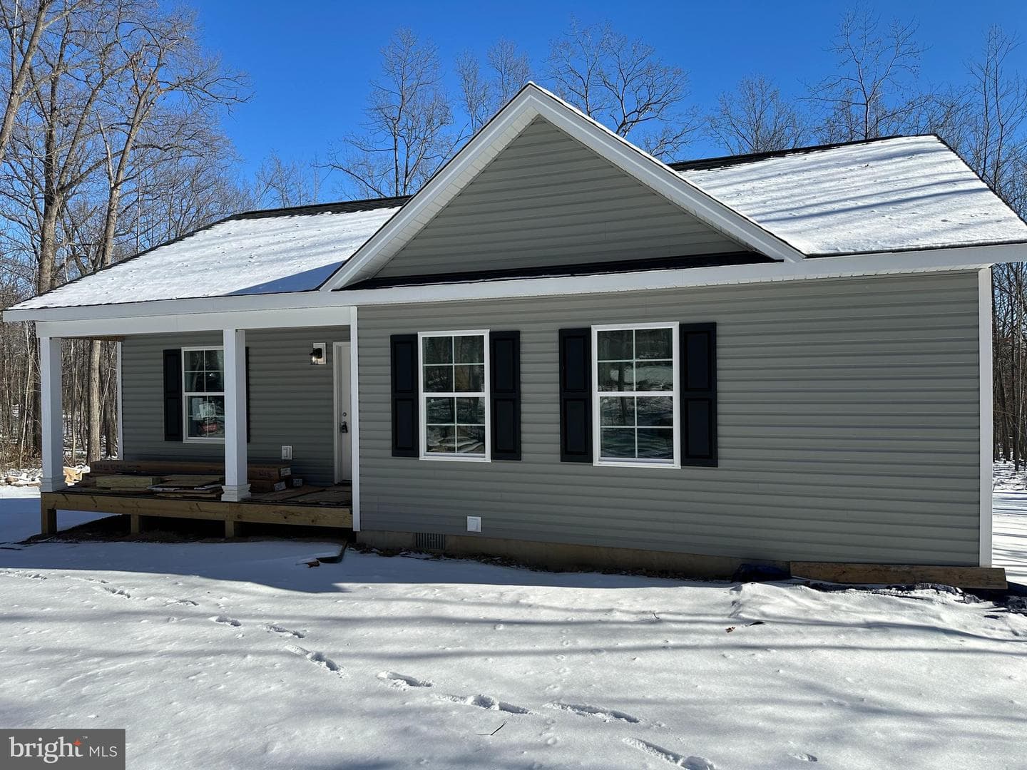414 Raccoon Drive photo 1