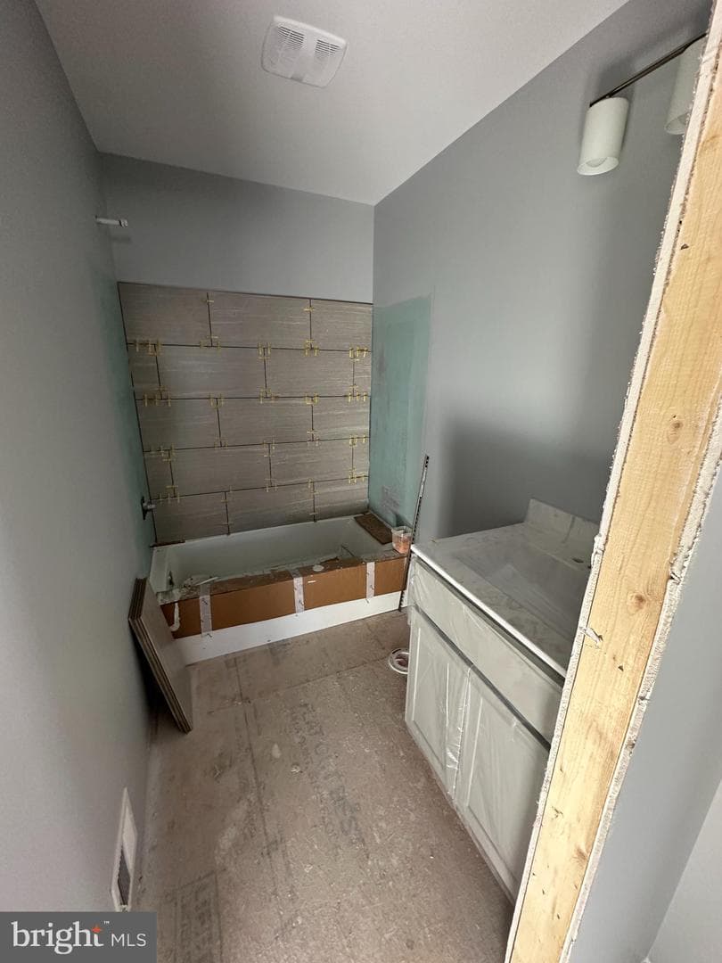 414 Raccoon Drive photo 18