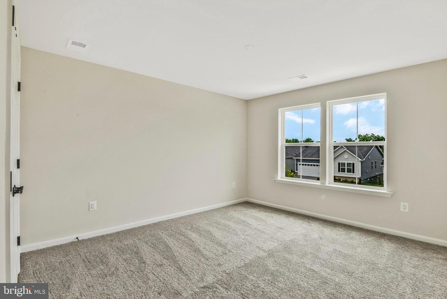141 Poe Drive photo 23