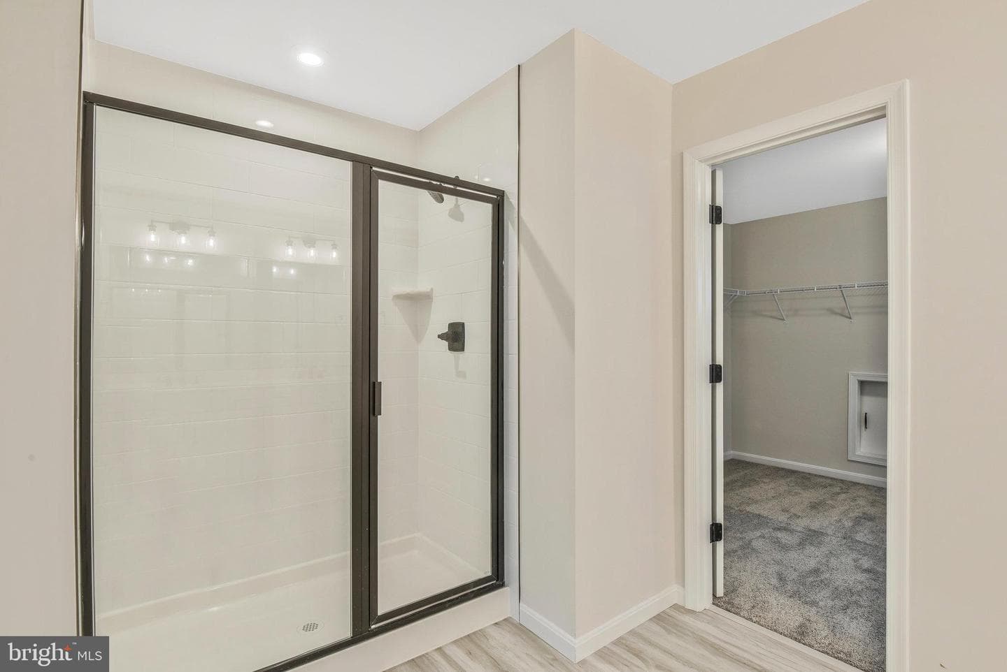 141 Poe Drive photo 34