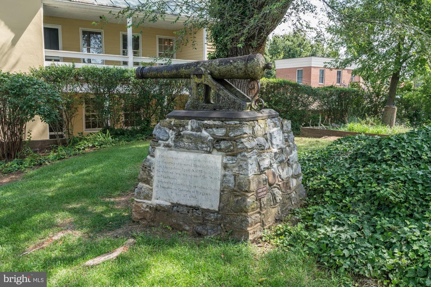 141 Poe Drive photo 64