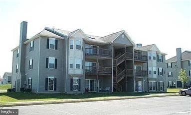 152 Brookland Court photo 1