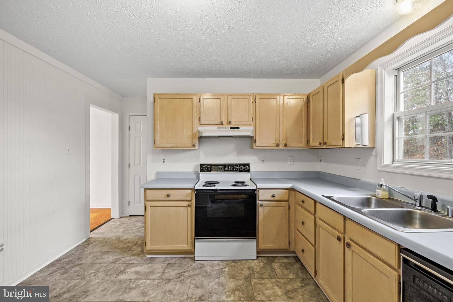 106 Greenwood Court photo 11